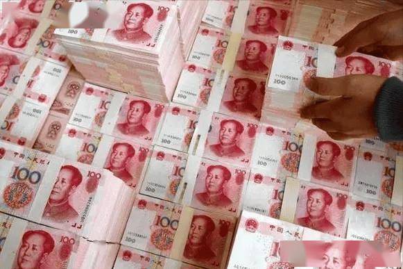 沙特太领先了，正式确认石油人民币！人民币要超美元和欧元了？