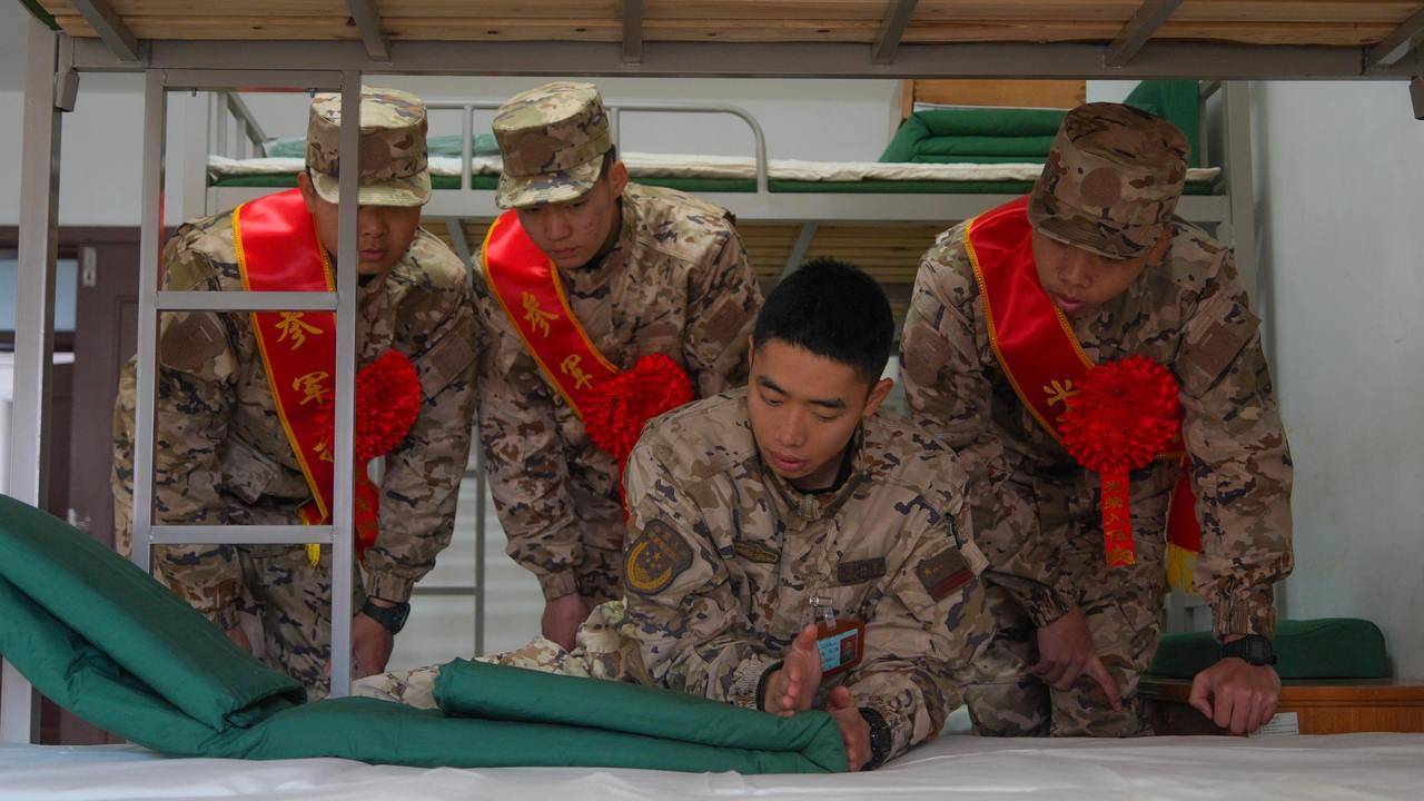 你的新起点，请入列！武警浙江总队迎来了2025年度首批新兵