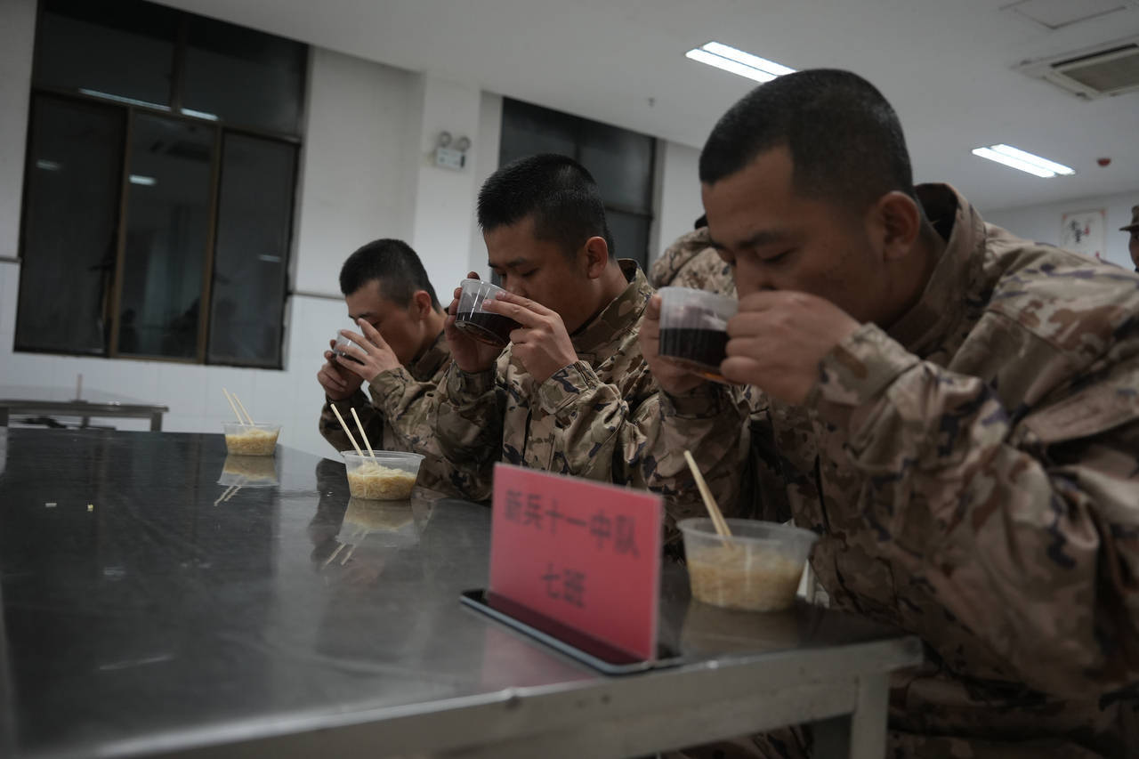 你的新起点，请入列！武警浙江总队迎来了2025年度首批新兵